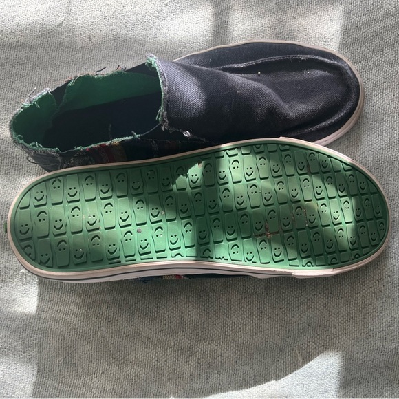 Sanuk shoe - Picture 4 of 4